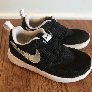 Toddler shoes!! Size 10